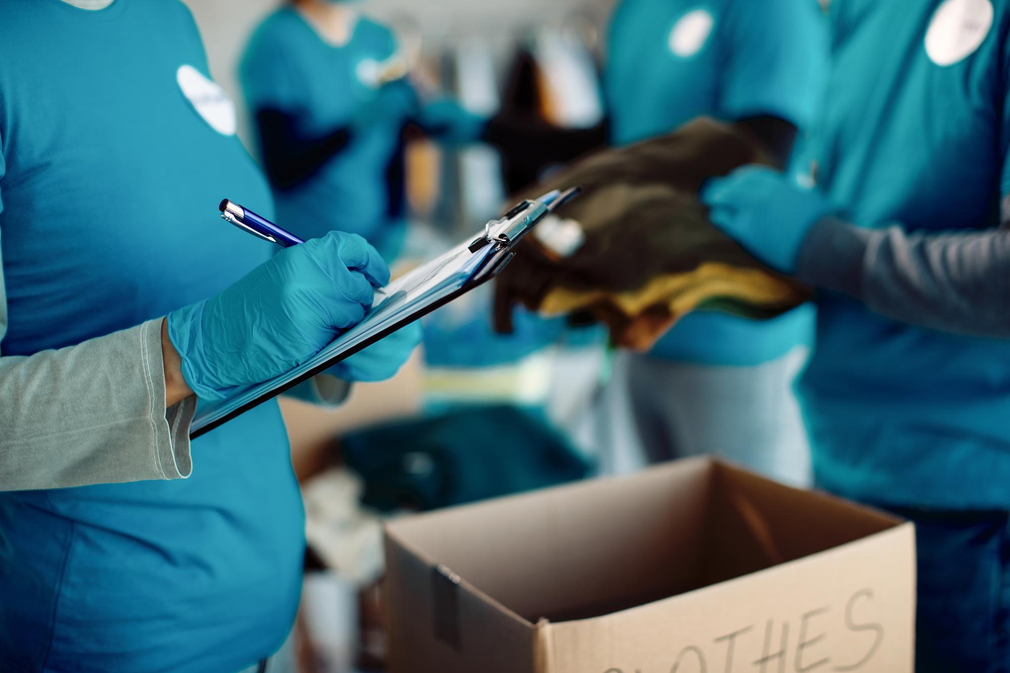 Building Supply Resilience for Medical Gloves Through Competitive Strategic Sourcing